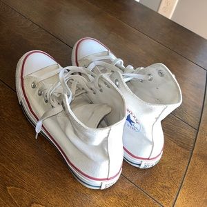 Used women’s white converse.